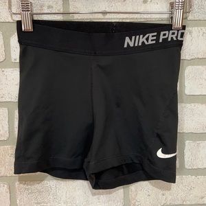 Nike pro athletic shorts size xs
